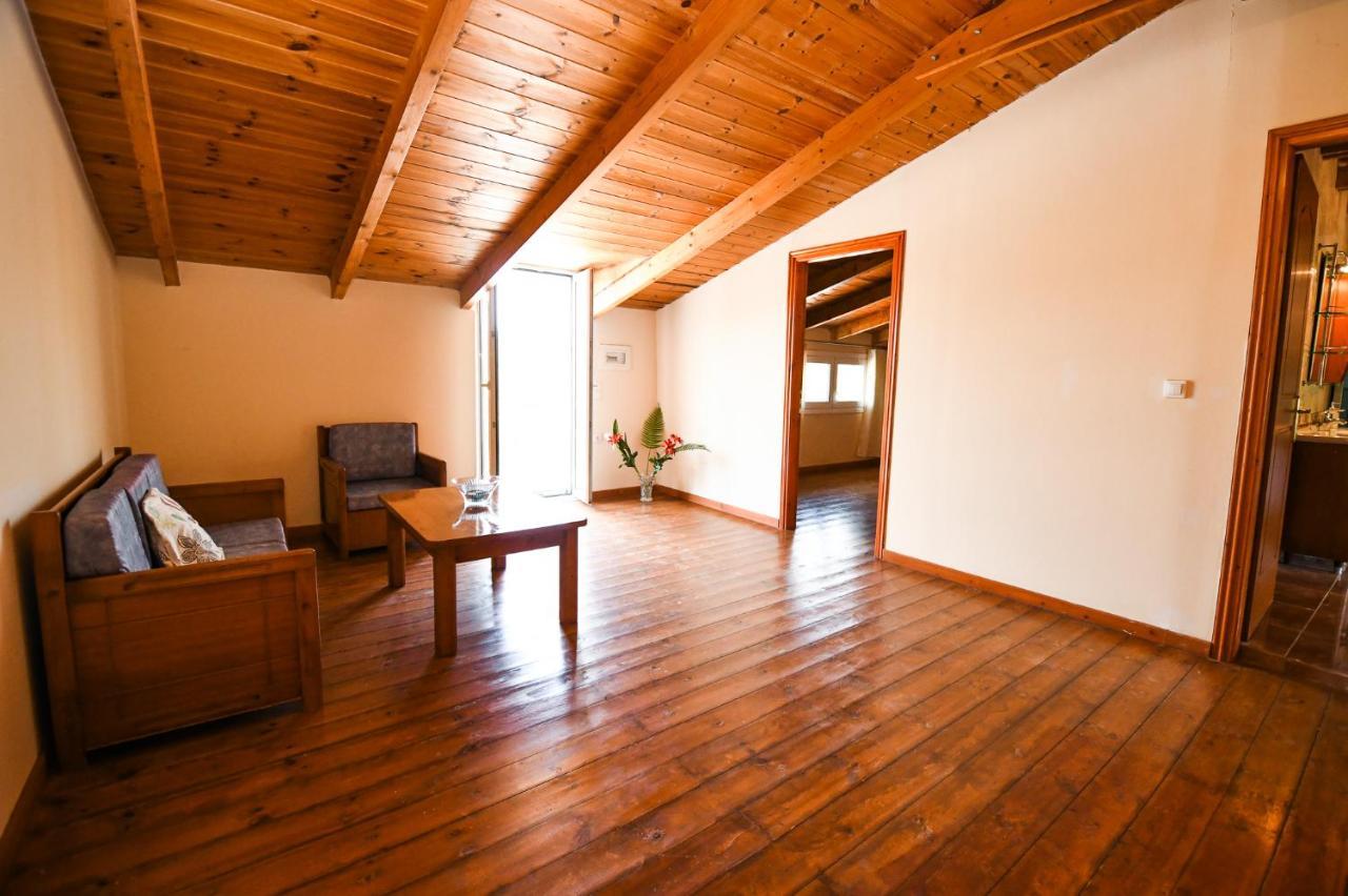 Elatia Villa Volímai